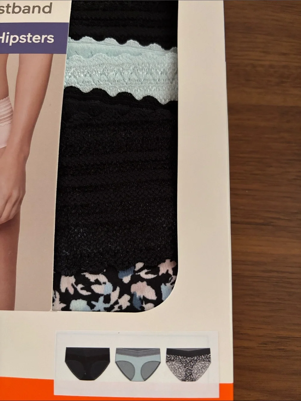 WARNERS MICROFIBER AND LACE HIPSTER PANTIES
